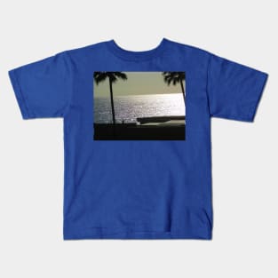 Still waters run deep Kids T-Shirt